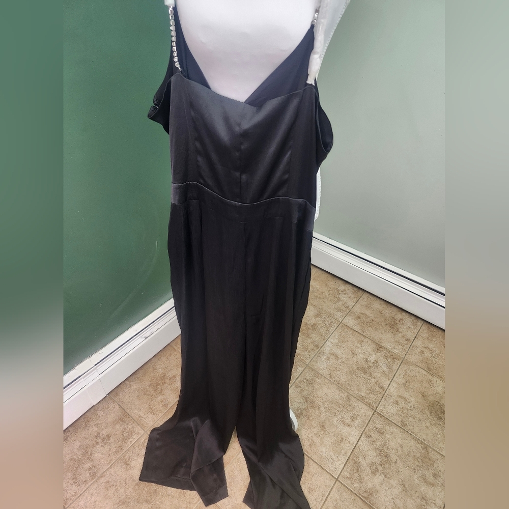 Michaels Elegant Black Jumpsuit - Picture 6 of 6